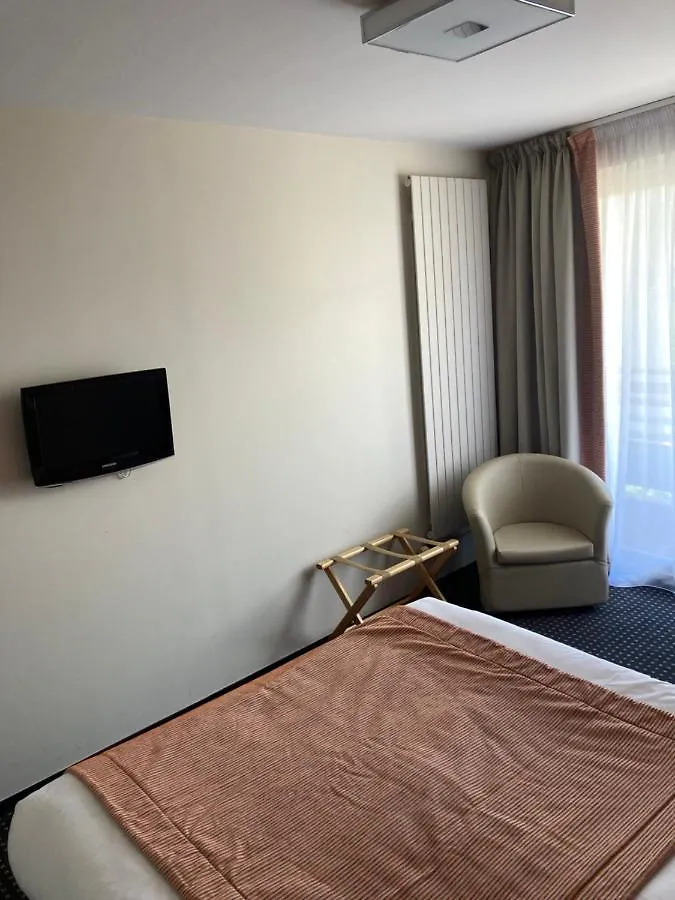 Hotel Georges Pleneuf-Val-Andre 3*,  France